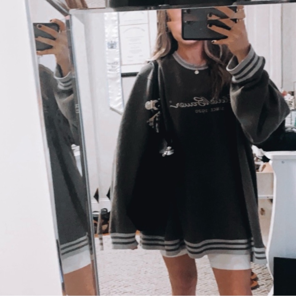 Eddie Bauer oversized crewneck sweatshirt